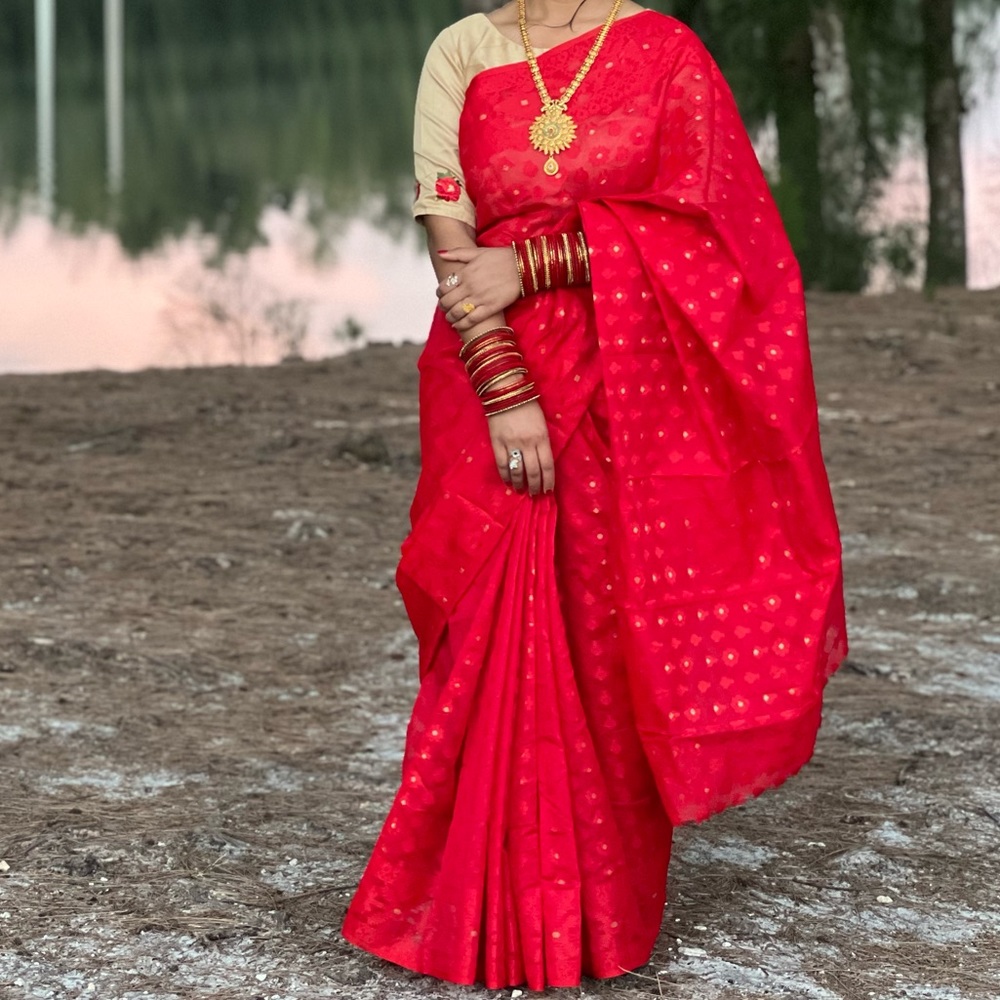 Red saree